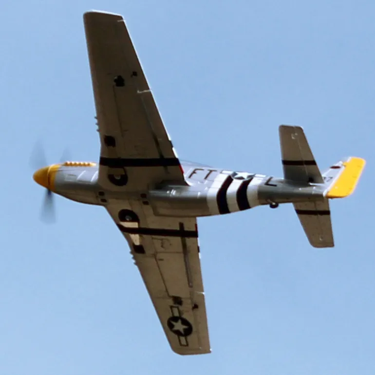 UK Stock Only! Dynam P-51 Mustang V2 Silver RC Warbird Plane 1200mm Wingspan w/ Flaps