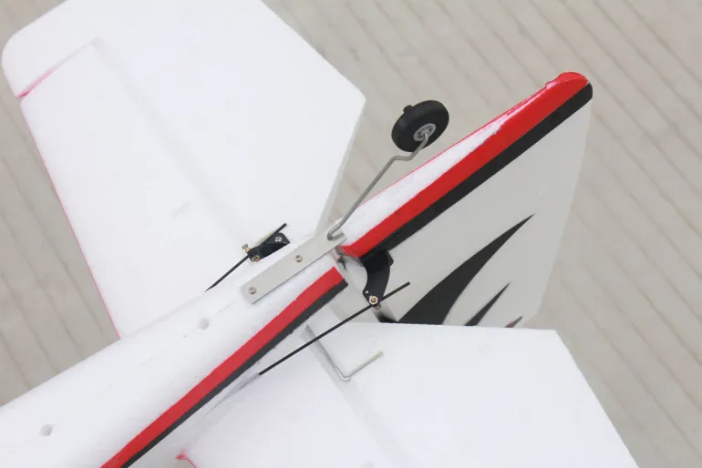 ✨🔄 Upgraded! Dynam Sukhoi SU-26M V2 Red 4S Aerobatic 3D Sport Plane 1200mm Wingspan